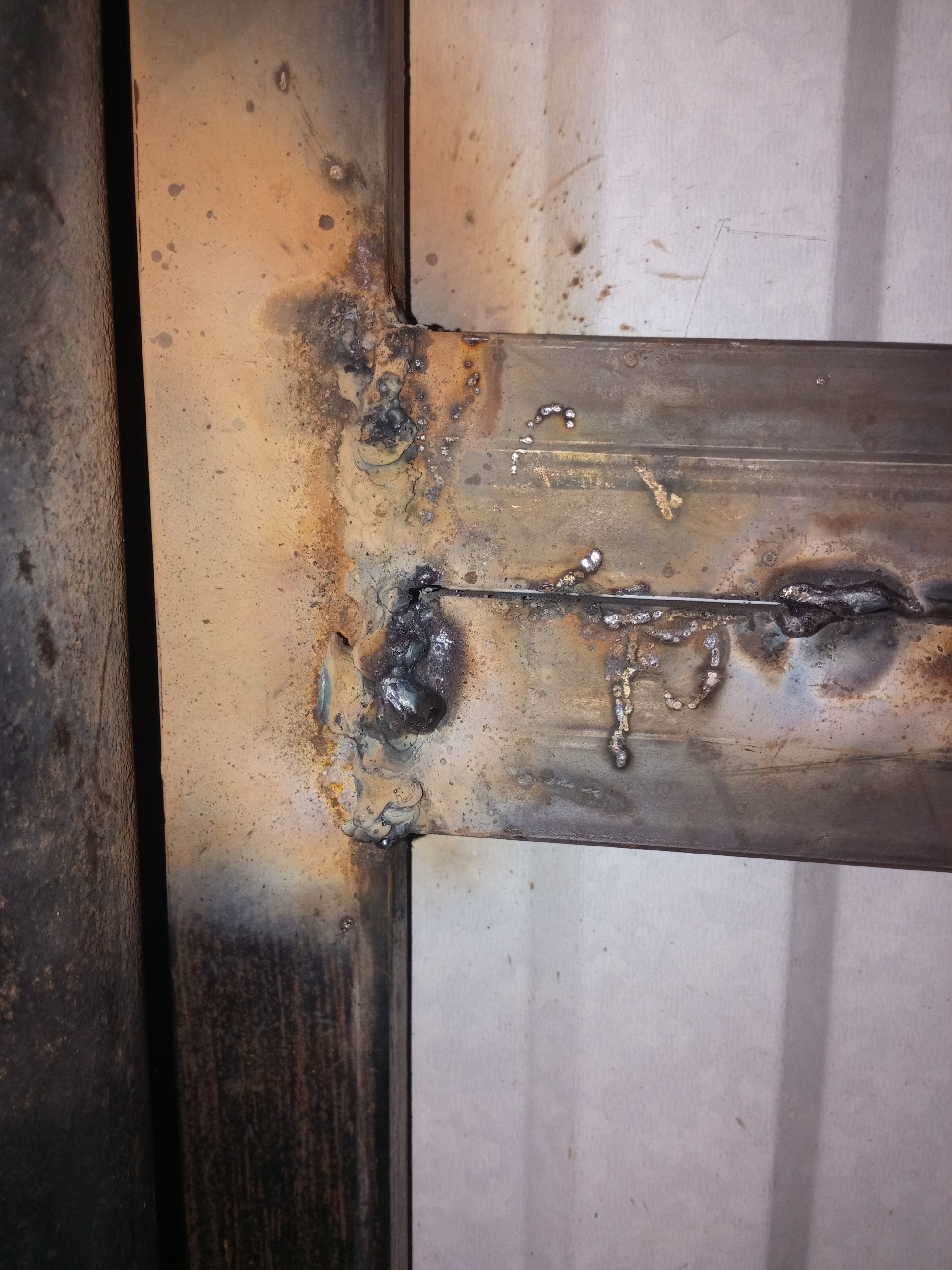 Приварил впервые