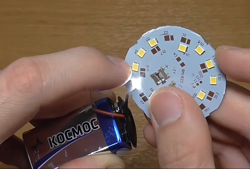 Проверка каждого светодиода батарейкой