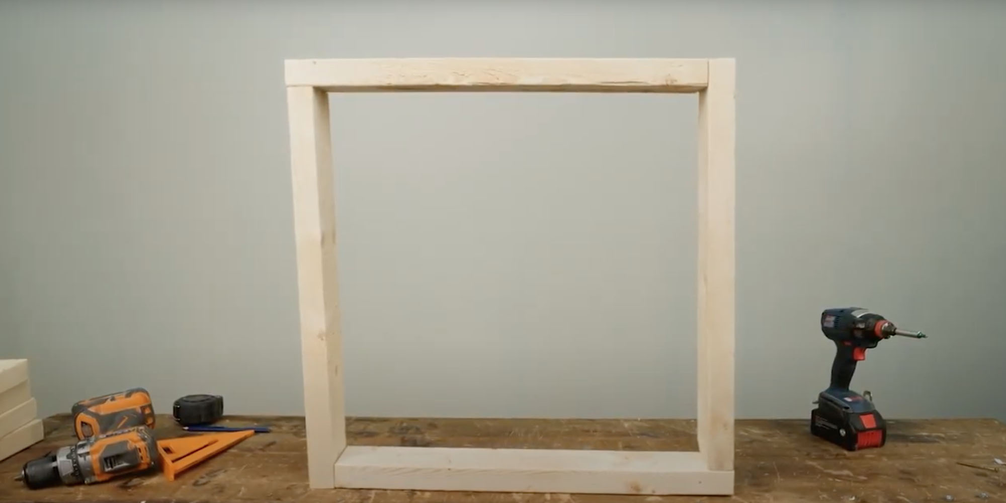 У вас получится такая конструкция конструкция для поддержания ёлки процесс